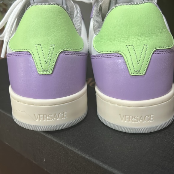 NEW Versace Medusa Violet/White Women’s Sneakers - Picture 4 of 9